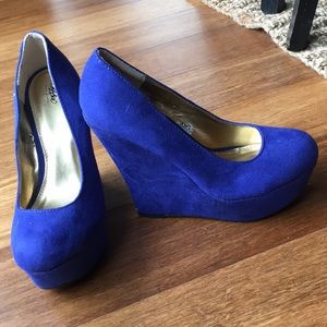 Blue Swede wedges